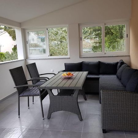 Relax Zone III Apartment Malinska Luaran gambar