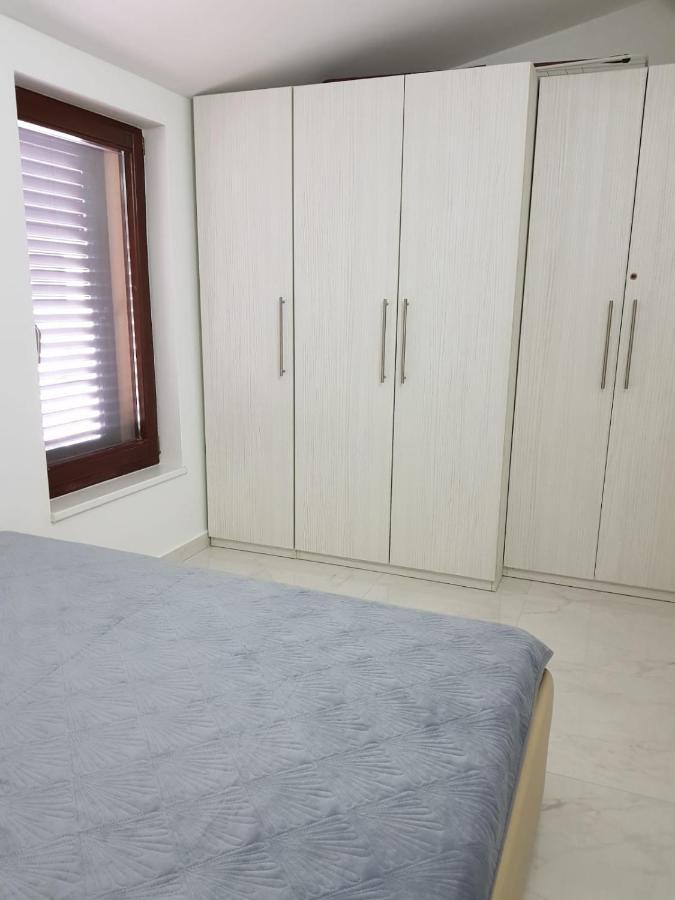 Relax Zone III Apartment Malinska Luaran gambar
